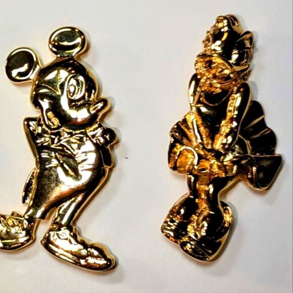 Wendy Gell Disney lot four character pins sorcerer's apprentice Daisy more - Picture 4 of 4